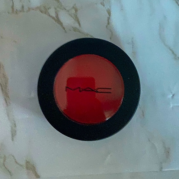 MAC Cosmetics Powder Kiss Soft Matte Eye Shadow - Picture 2 of 8